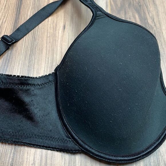 Rampage Intimates. Black padded T-shirt bra Plunge. 38D - Picture 4 of 10